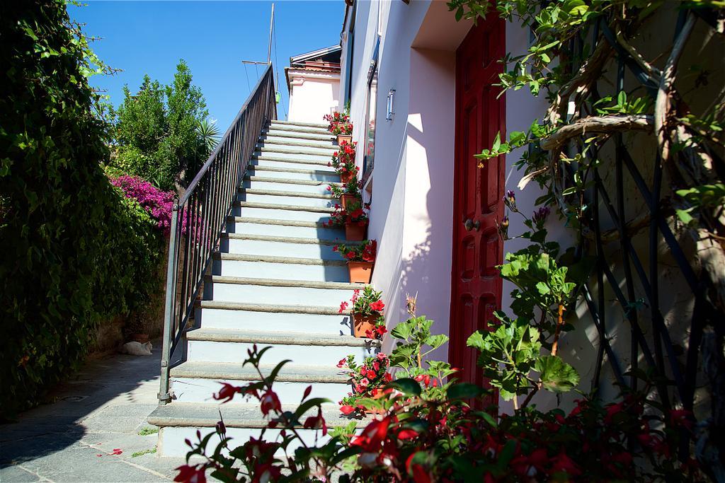 Il Giardino Segreto Acomodação com café da manhã Sorrento Exterior foto