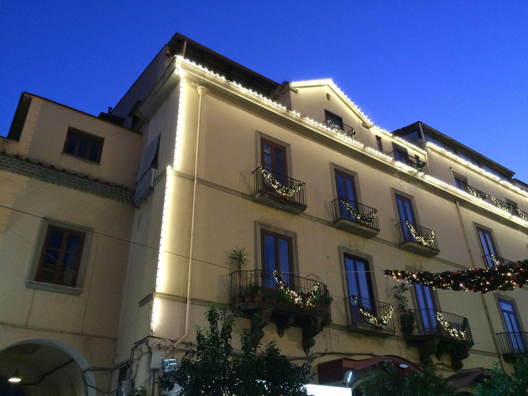 Il Giardino Segreto Acomodação com café da manhã Sorrento Exterior foto