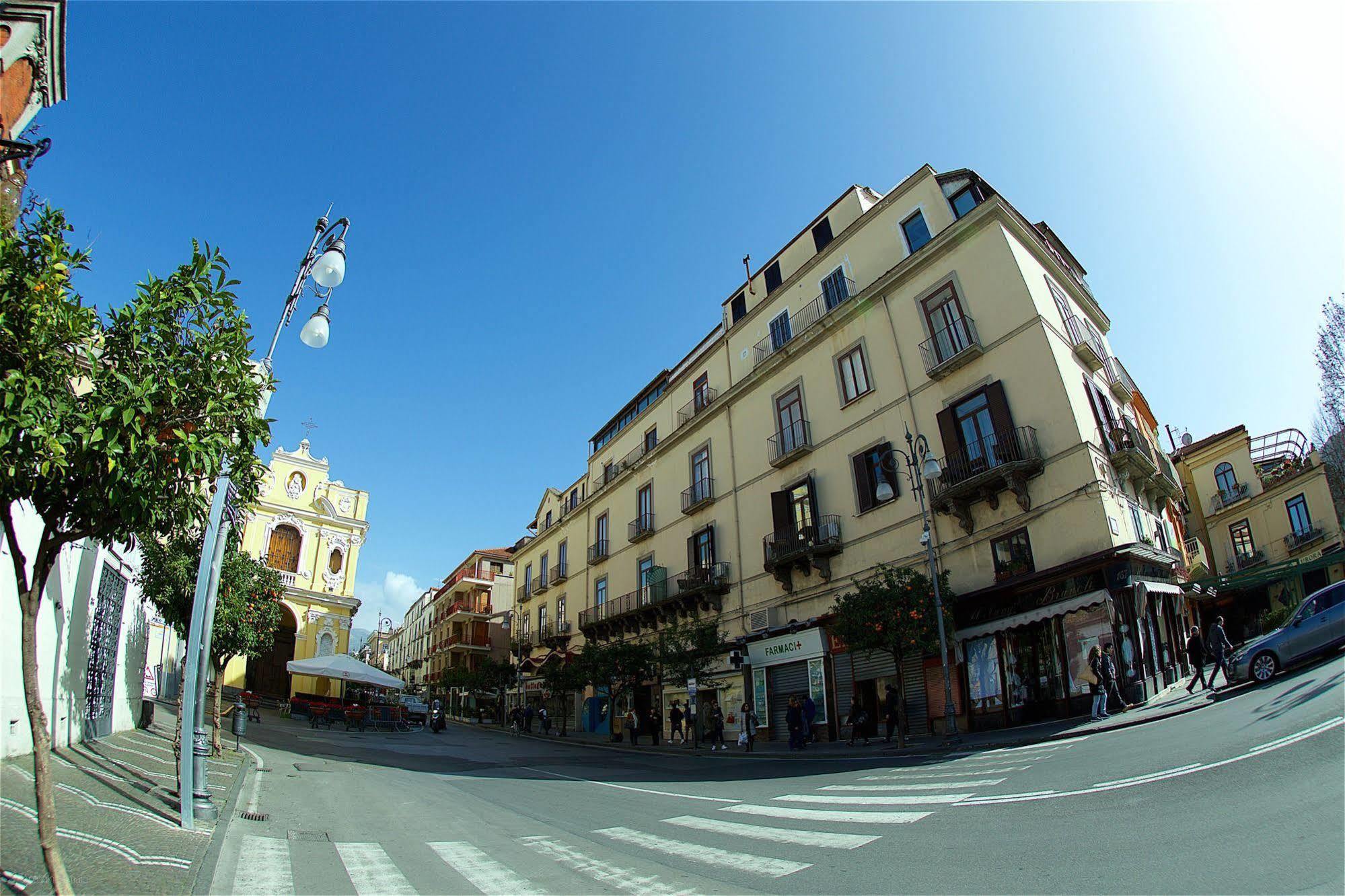 Il Giardino Segreto Acomodação com café da manhã Sorrento Exterior foto